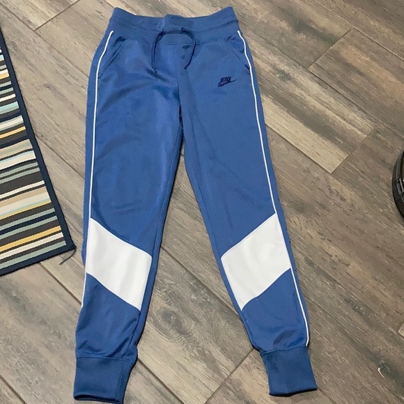 Nike Pants - Nike joggers